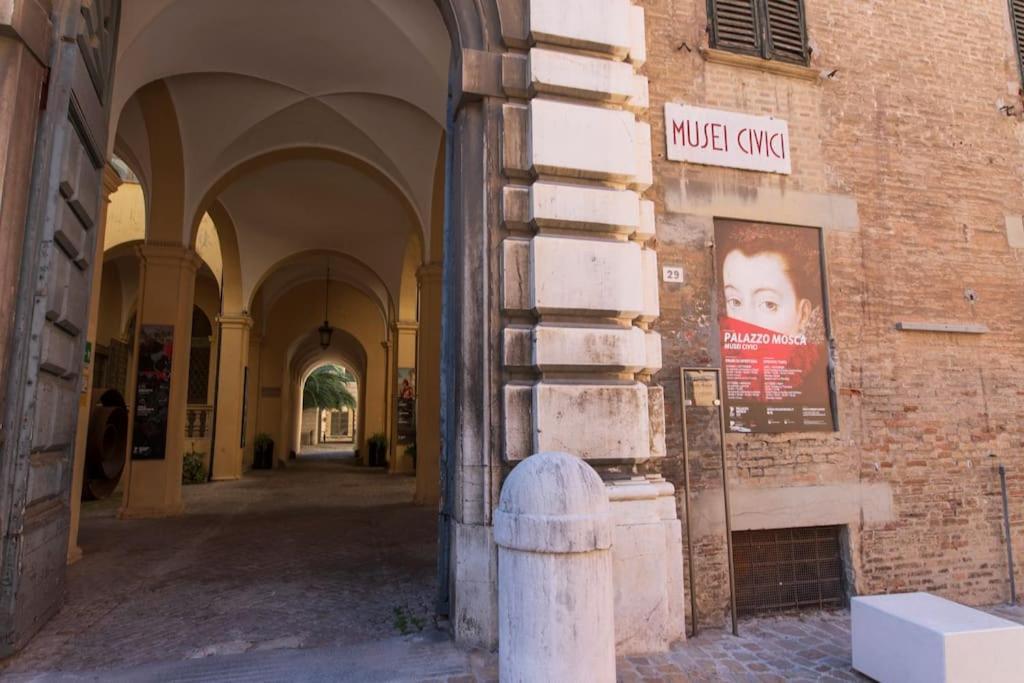 Rossini Home Pesaro Vicino Al Teatro Rossini By Yohome Экстерьер фото