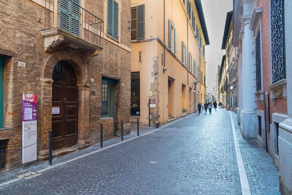 Rossini Home Pesaro Vicino Al Teatro Rossini By Yohome Экстерьер фото